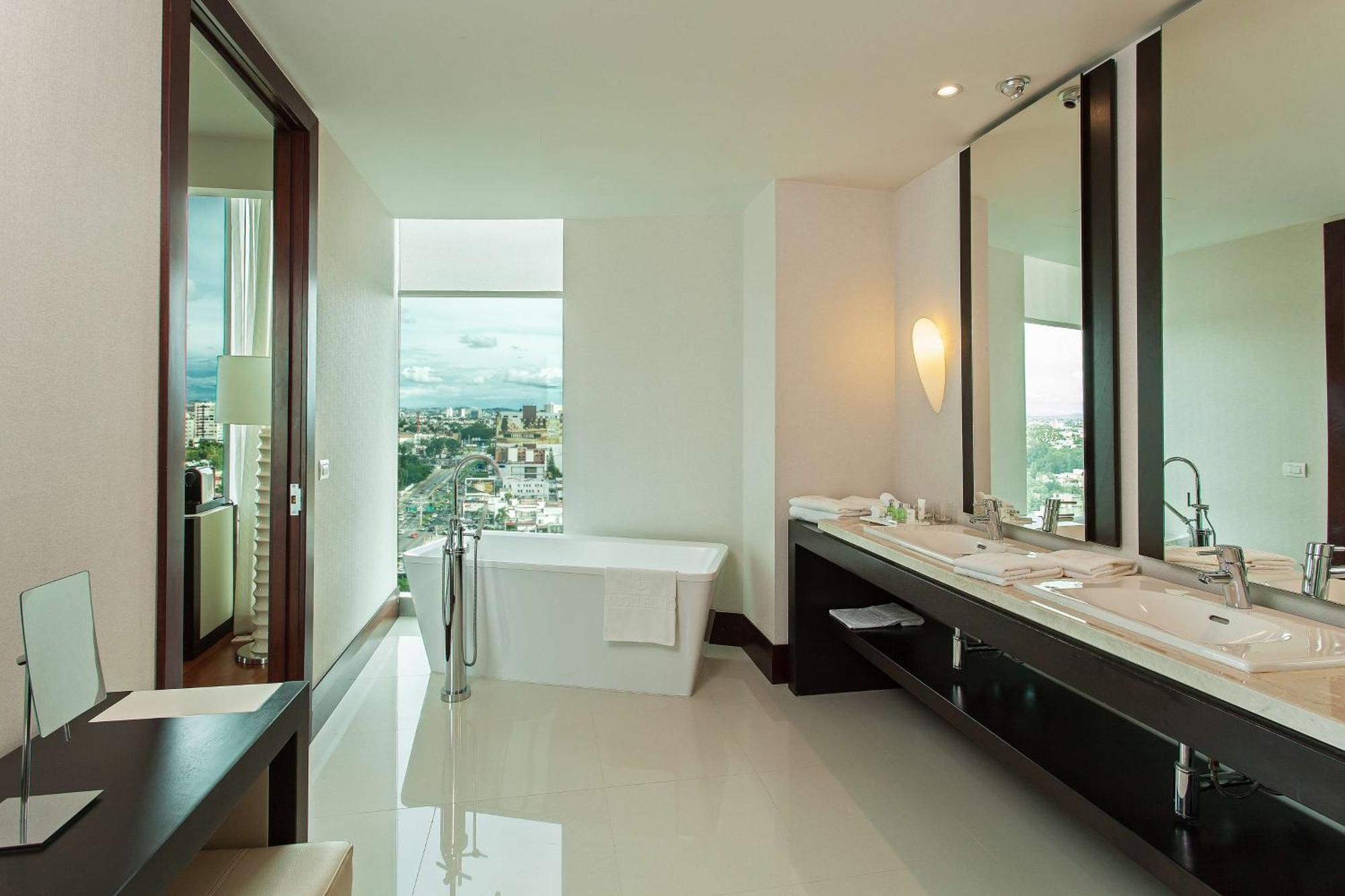 Hotel Nh Collection Guadalajara Providencia Zewnętrze zdjęcie